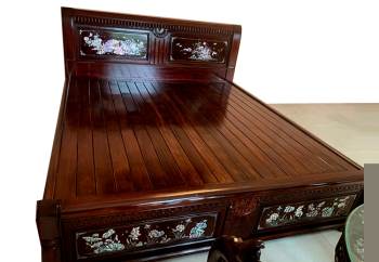 Giưởng ngủ khảm ốc singapore